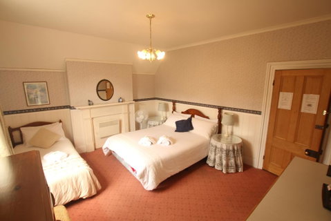 Hillview House Launceston - Tourism Noosa 1