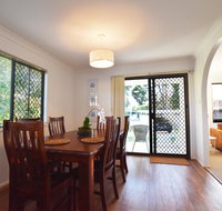 Holiday House - Tourism Noosa