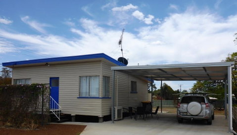 Holiday House Clermont - Tourism Noosa 0