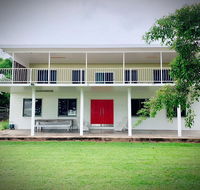 Holiday Rental - Huge House With Beach Views - Tourism Noosa