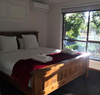 Holly House BnB - Tourism Noosa