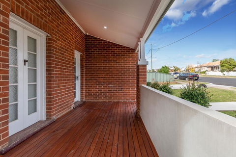 Home Away From Home - Tourism Noosa 1