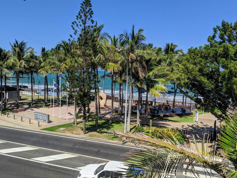 Island Vista - Tourism Noosa 3