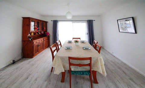 Jesson Crescent Dandenong Cozy House - Tourism Noosa 3