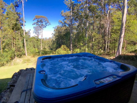 Jindalee Spa Lodge - Tourism Noosa 0