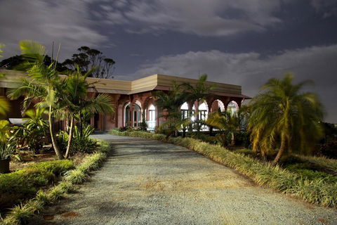 Jodha Bai Retreat - Tourism Noosa 3