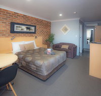 Jumbuck Motor Inn - Tourism Noosa