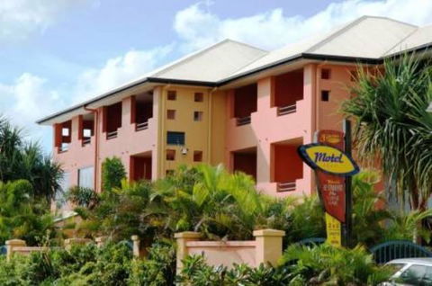 Kacy's Bargara Beach Motel - Tourism Noosa 1