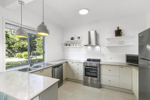 Kenilworth Boutique Accommodation - Tourism Noosa 2