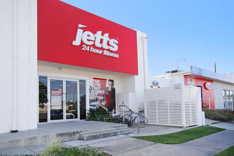 Kennedy Pde 11, Golden Beach - Tourism Noosa 1