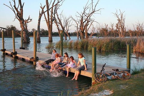 Kingston-on-Murray Caravan Park - Tourism Noosa 0