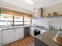 Book Rosebud Accommodation Vacations Tourism Noosa Tourism Noosa
