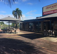 Kooyong Hotel - Tourism Noosa