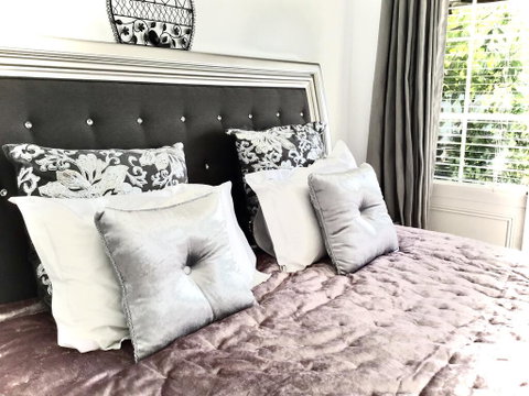 Kurrajong House - Tourism Noosa 0