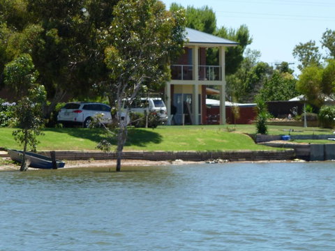 Lake Boga Waterfront Holiday House - Tourism Noosa 0