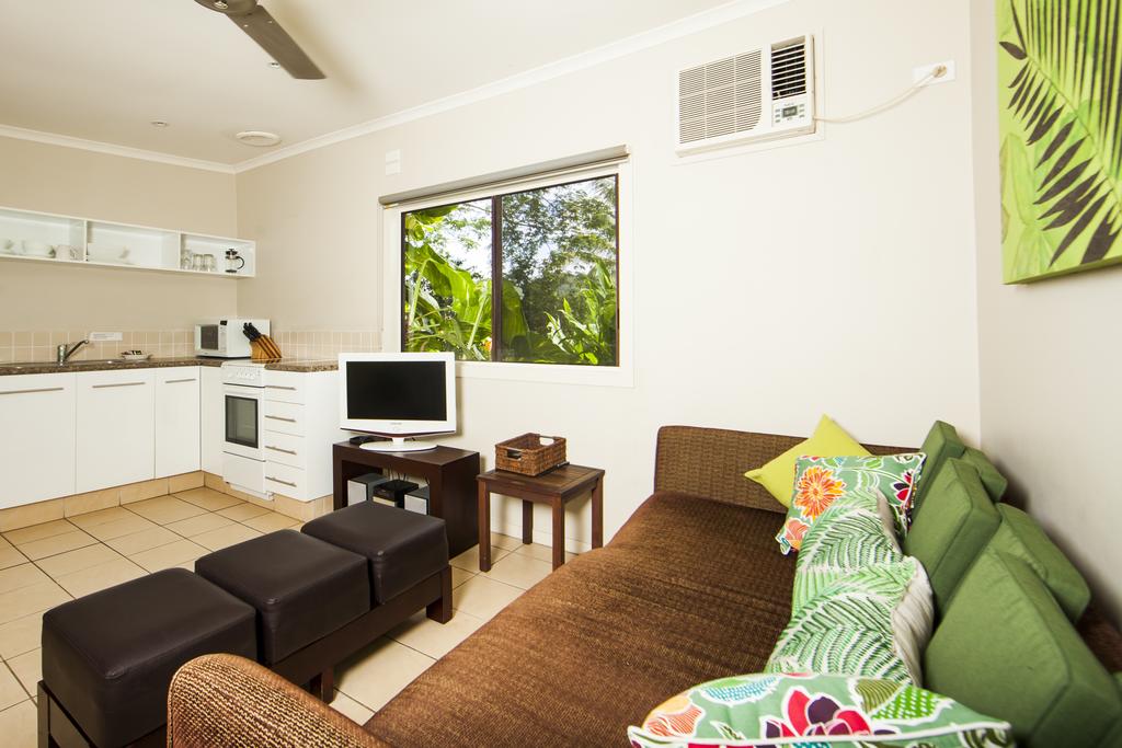 Caravonica QLD Tourism Noosa