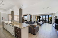 Book Mulwala Accommodation Vacations Tourism Noosa Tourism Noosa