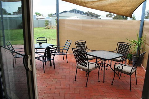 Lake Tyrrell Accommodation - Tourism Noosa 2