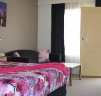 Leagues Motel - Tourism Noosa