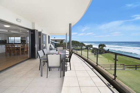 Lennox On The Beach Unit 2A - Lennox Head - Tourism Noosa 1