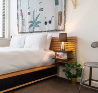 Light Filled Contemporary Urban Oasis Apt  Parking - Tourism Noosa