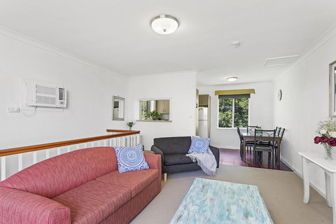 Lillian Street, Unit 1/2 - Tourism Noosa 3