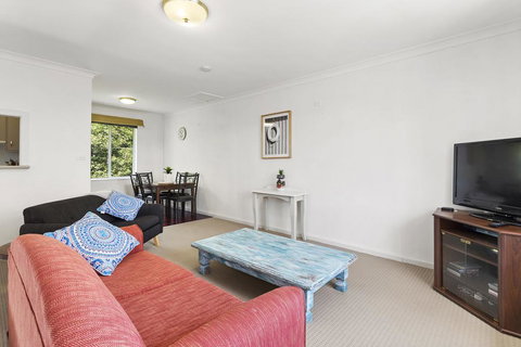 Lillian Street, Unit 1/2 - Tourism Noosa 1