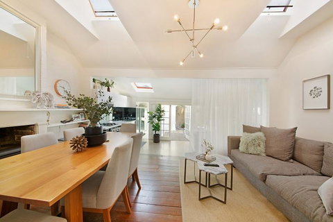 Luxury Designer Paddington Cottage + FREE WIFI - Tourism Noosa 2