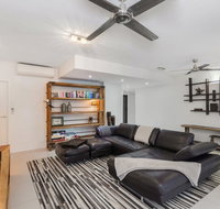 Luxury Pool Side Apartment in Beachfront Resort - Tourism Noosa