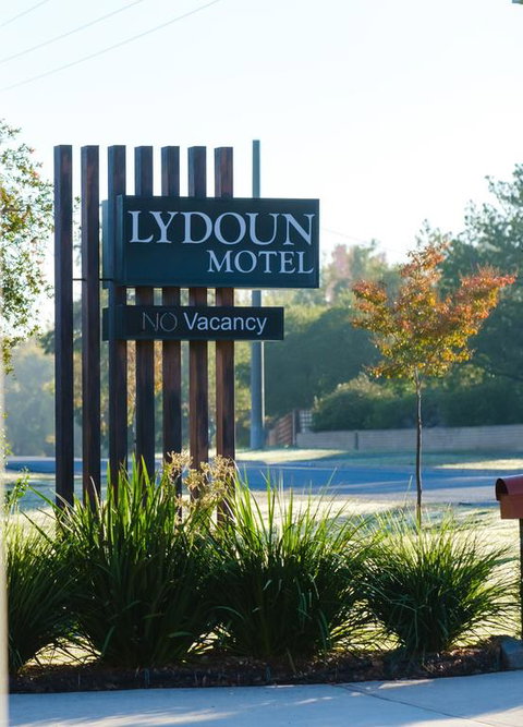 Lydoun Motel - Tourism Noosa 3