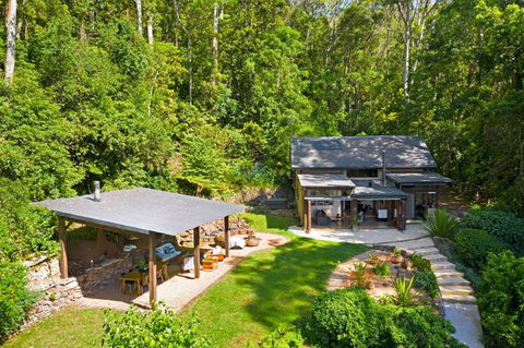 Lyra - Kangaroo Valley - Tourism Noosa 0