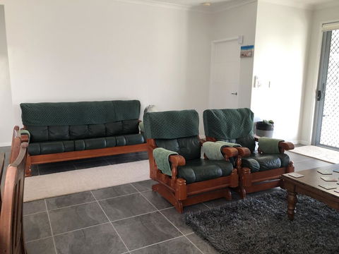 M & T's Waterfront Bed & Breakfast - Tourism Noosa 2