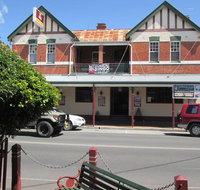 Maclean Hotel - Tourism Noosa