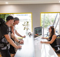 Mad Monkey Backpackers Village - Tourism Noosa