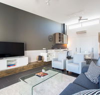 Magnificent Apartment  FREE car park near CBD - Tourism Noosa