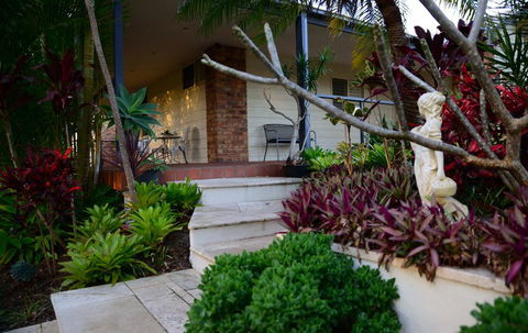 Magnificent Lakeview House - Long Jetty - Tourism Noosa 1