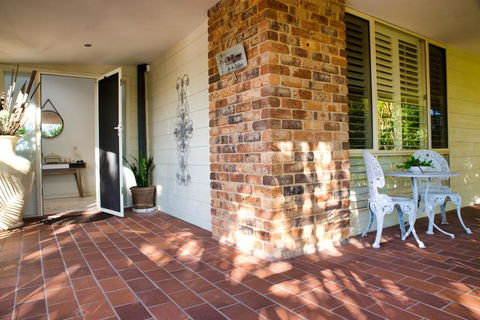 Magnificent Lakeview House - Long Jetty - Tourism Noosa 2
