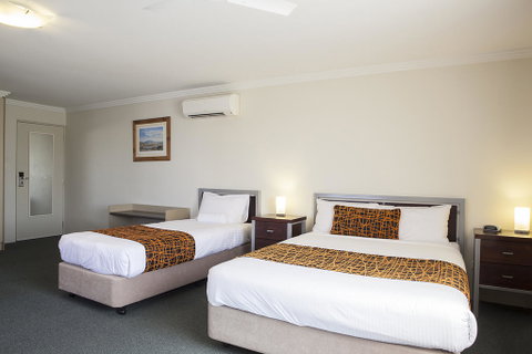Mandarin Motel - Tourism Noosa 0