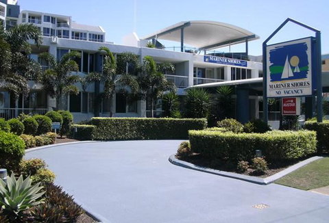 Mariner Shores Club - Tourism Noosa 1