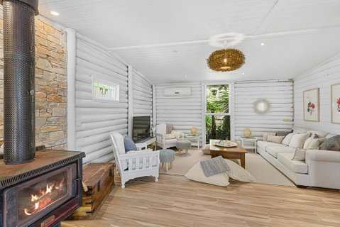 MARTHA COTTAGE - MT MARTHA - Tourism Noosa 0