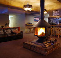 Matterhorn Lodge - Tourism Noosa