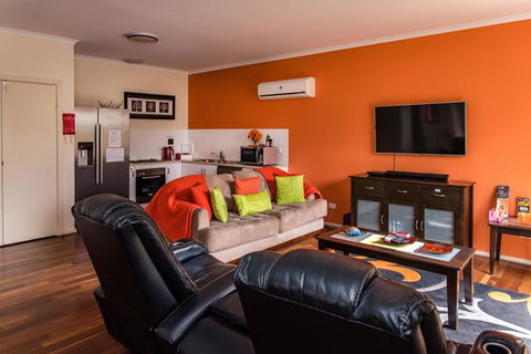 Mclaren Vale Studio Apartments - Tourism Noosa 3