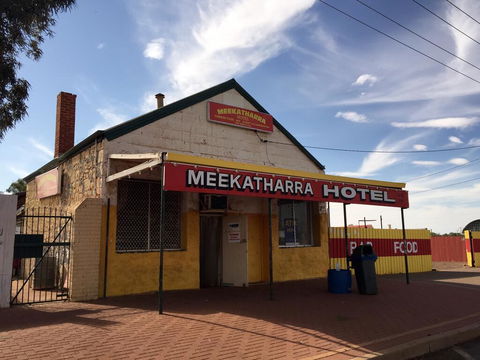 Meekatharra Hotel - Tourism Noosa 0