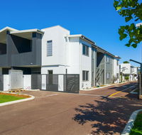 MERRIFIELD Foothill Suites - RELAXING LIFETYLE CHOICE - Tourism Noosa