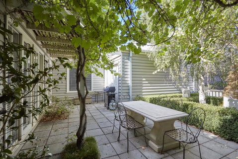 Mews Cottages - Tourism Noosa 1