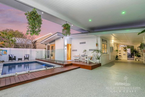 Miami Beachside Beach House - Tourism Noosa 2