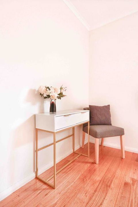 Mont Albert 2 Bedrooms Morden House - Tourism Noosa 3