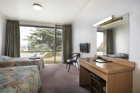 Morwell Hotel - Tourism Noosa 1