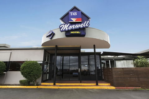 Morwell Hotel - Tourism Noosa 0