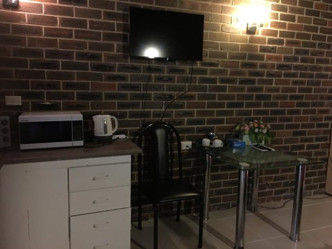 Motel Studio Room - Tourism Noosa 2